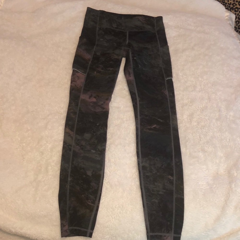 Lululemon Legging 28”